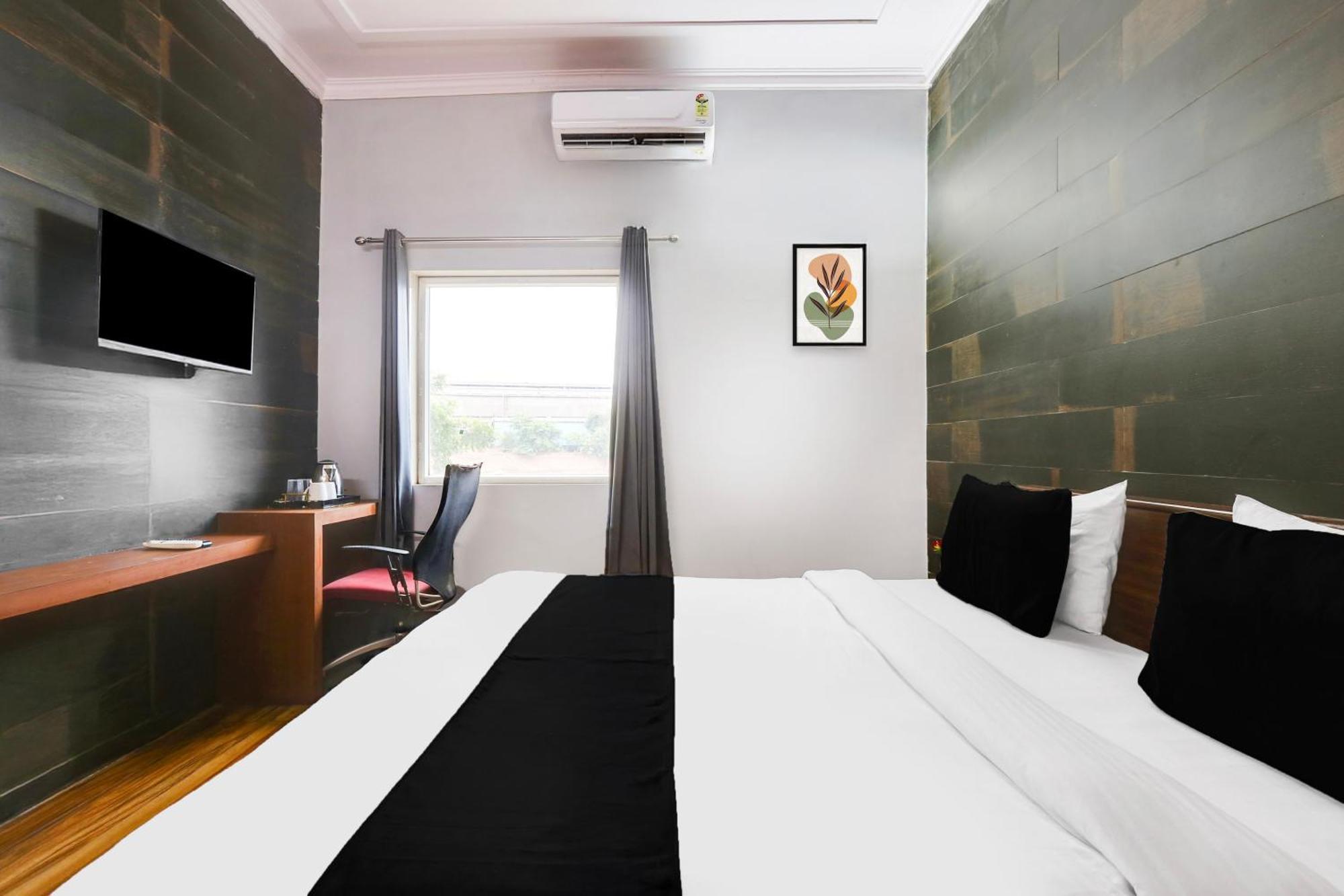Super Collection O Bhiwadi Hotel Екстериор снимка