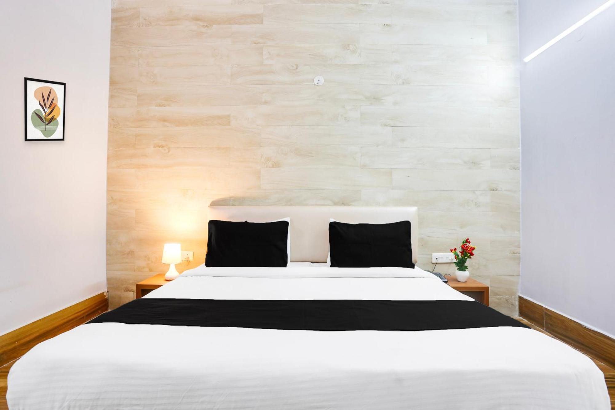 Super Collection O Bhiwadi Hotel Екстериор снимка