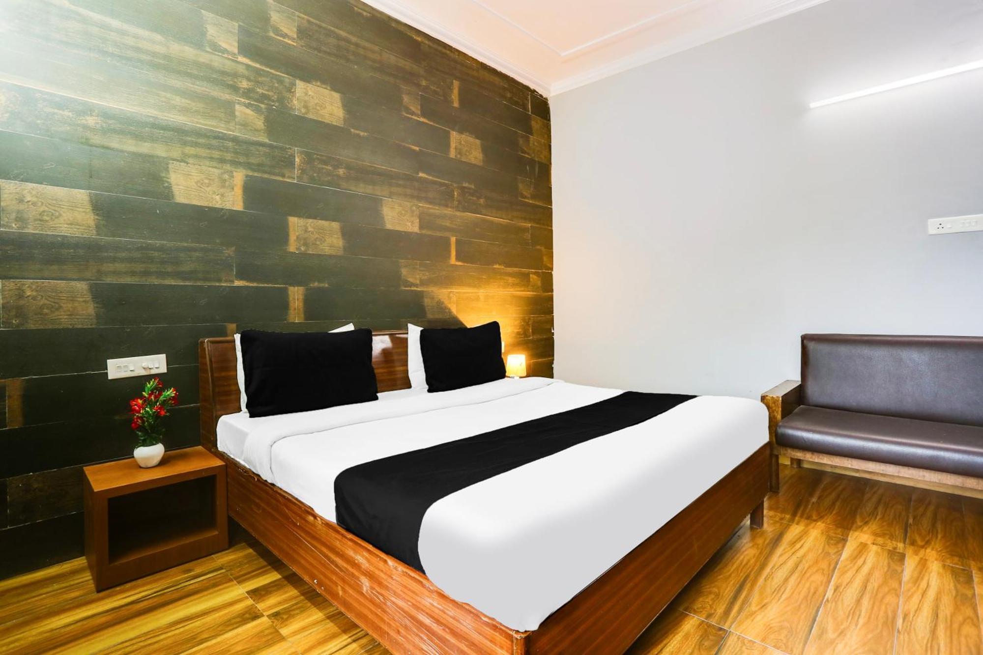Super Collection O Bhiwadi Hotel Екстериор снимка